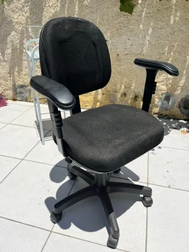Cadeira Giratória de Escritório