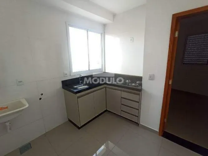 Apartamento residencial disponivel para locação no bairro Santa Rosa.