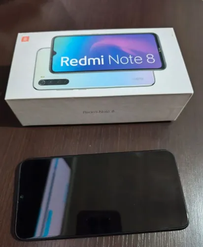 Celular: redminote 8 64gb bom estado