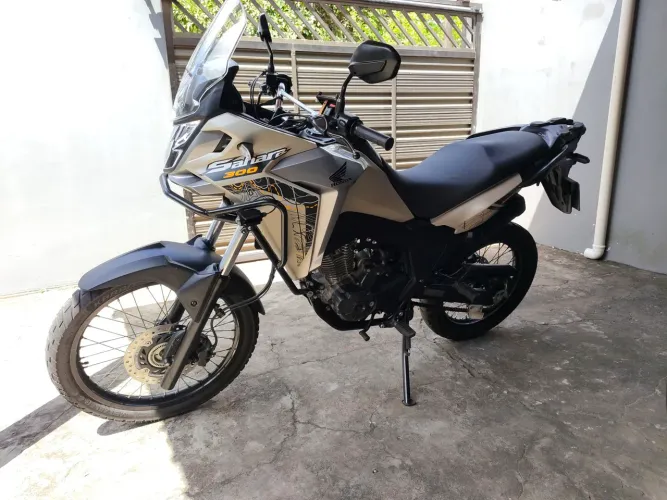 Sahara 300 Adventure 2025 Flex