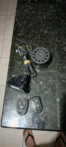 Alarme de moto pósitron com sensor de presença 
