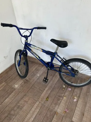 Bicicleta aro 16 em perfeito estado