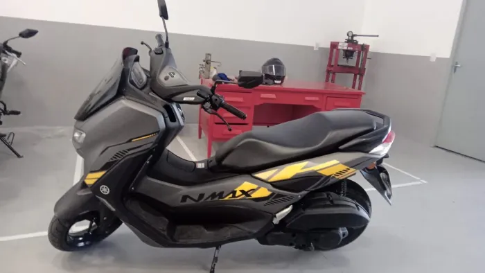 Yamaha NMAX 160 Connected SE 2023 - Impecável<br><br>Econômica e Conecta