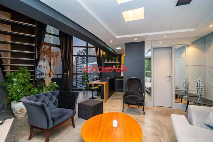 Apartamento Duplex com 1 quarto e 2 vagas à venda no Bigorrilho