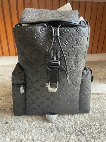 Mochila Louis Vuitton Christopher MM