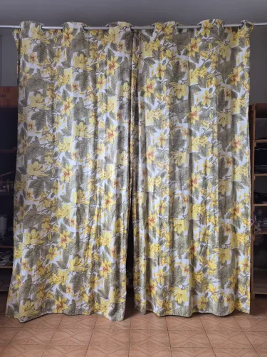 Cortina floral
