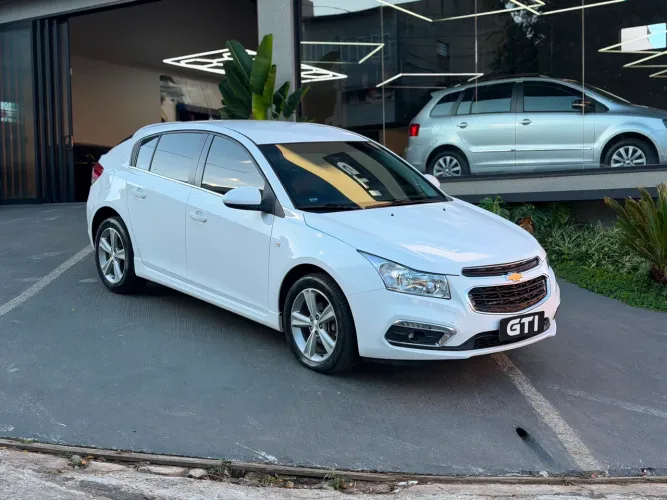 Chevrolet Cruze HB Sport LT 1.8 16V Flexp. 5P AUT 2016