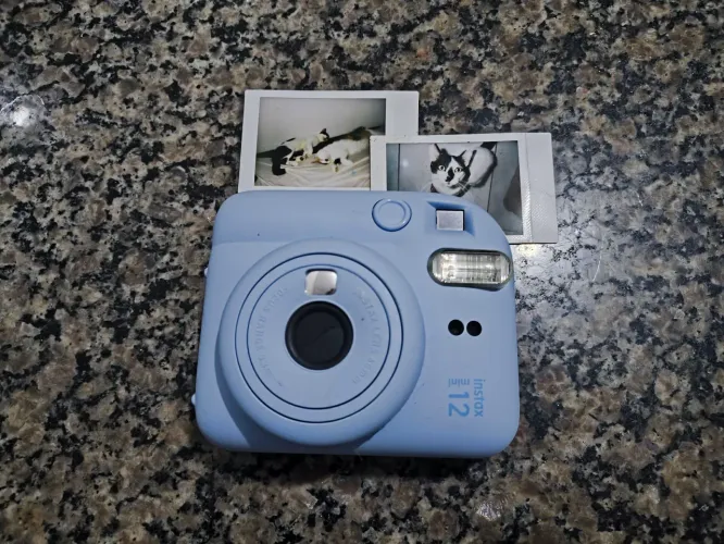 Câmera Polaroid Fujifilm instantânea Instax Mini