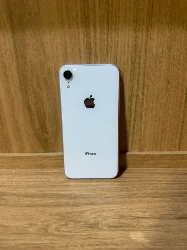IPHONE XR 64GB