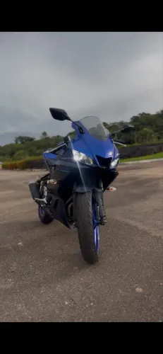 Yamaha R3 2023 Azul