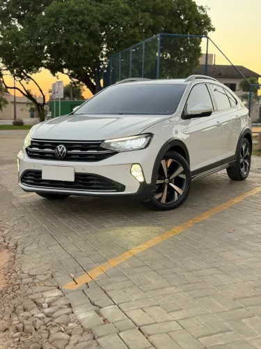 Volkswagen Nivus Highline 1.0 200 TSI Flex AUT 2021