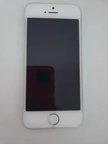 Celular IPhone SE 16 Gb
