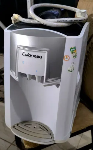 Bebedouro Colormaq a Compressor e com filtro