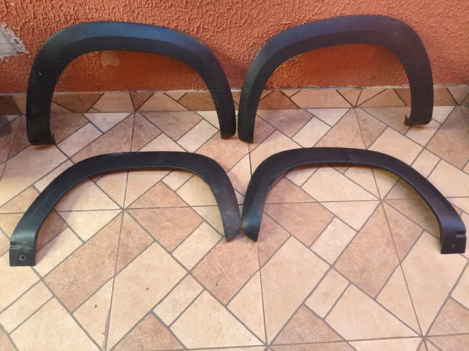 Moldura Kwid