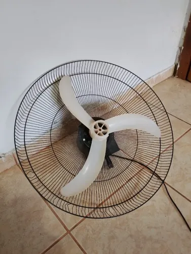 Ventilador de parede 60cm rolamentado, Sem suporte de parede