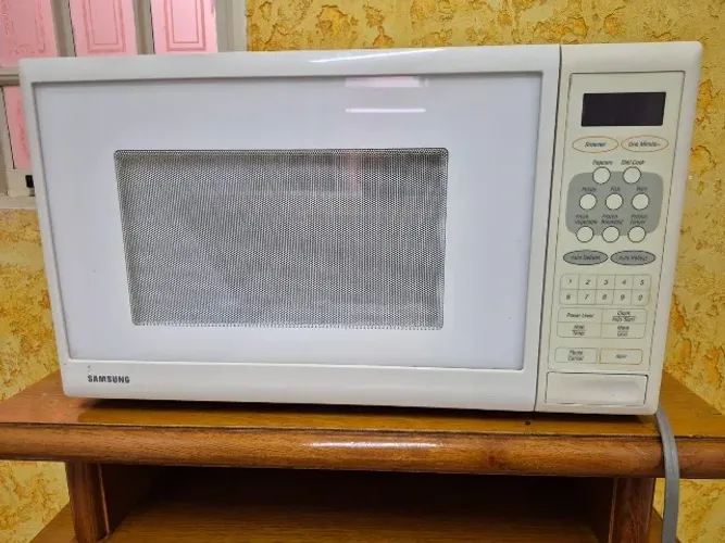Microondas 30 l