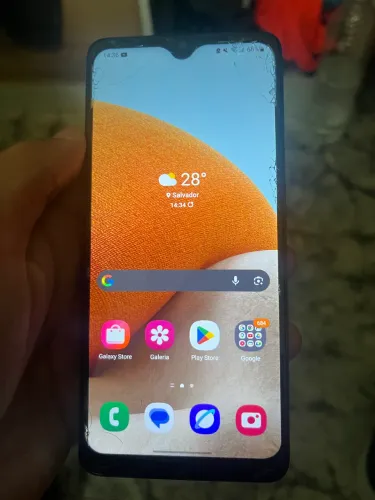 Samsung Galaxy A32 (Usado) R$ 350 funcionando perfeitamente.