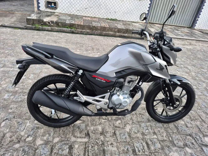 Vende se uma fam ano 26 zera 