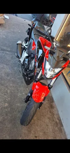 Vendo esta cb 300f Twitter