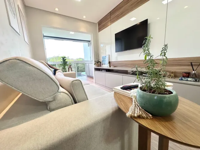 BELISSIMO APARTAMERNTO MOBILIADO NO VINHEDOS