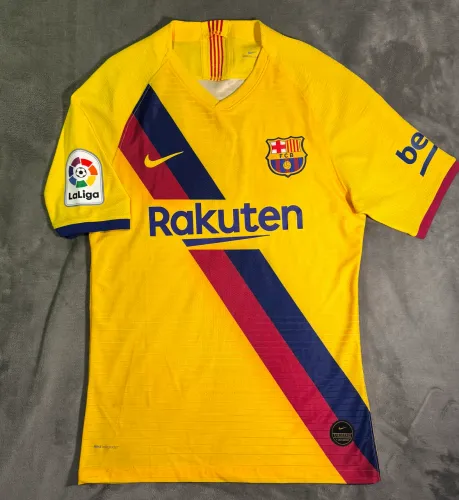 Camisa Barcelona 2019 - De jogo autografada - Suárez