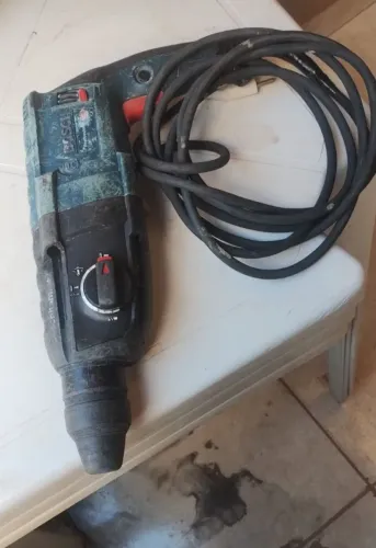 Furadeira martelete plus Bosch