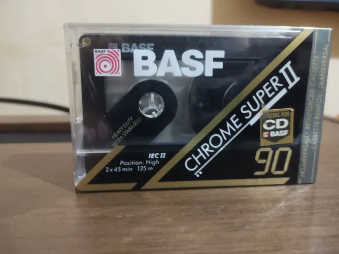 Fita K7 BASF cromo 90 minutos lacrada