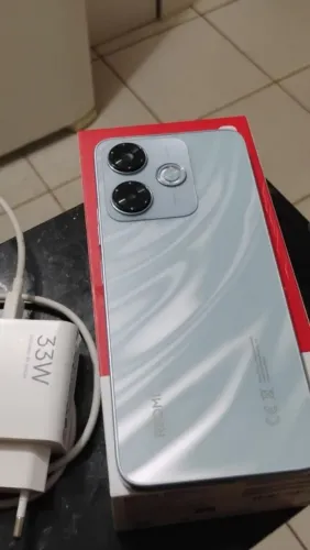 Vendo celular xiaomi 13+