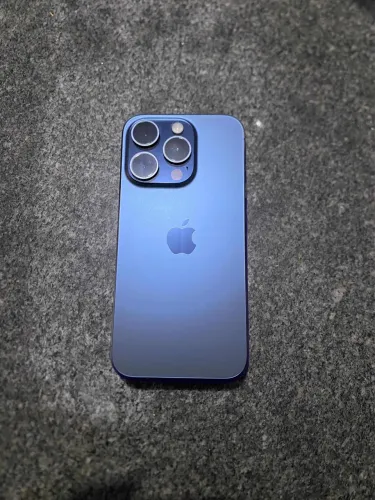 IPHONE 15 PRO AZUL MEIA NOITE
