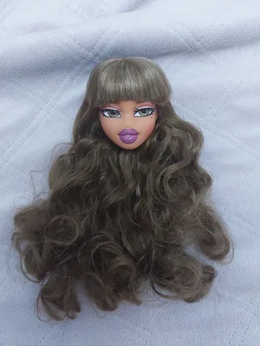 Alwayz Bratz Yasmin Cabeça de Boneca em Perfeito Estado