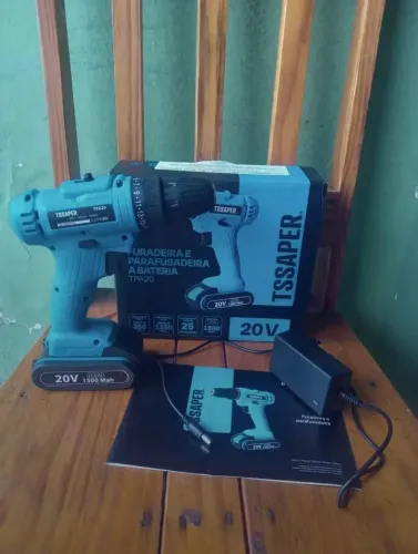 Parafusadeira bateria 20v tssaper nova. BARATO apenas 249.00. entrego