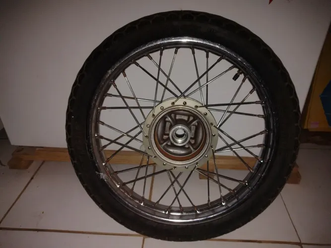 Roda cg Fam 125 2008 completa 