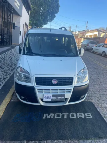 Fiat Doblo Essence 1.8 Flex 16V 5P 2016