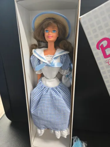 Boneca Edição de Colecionador de 28 cm Série III Little Debbie