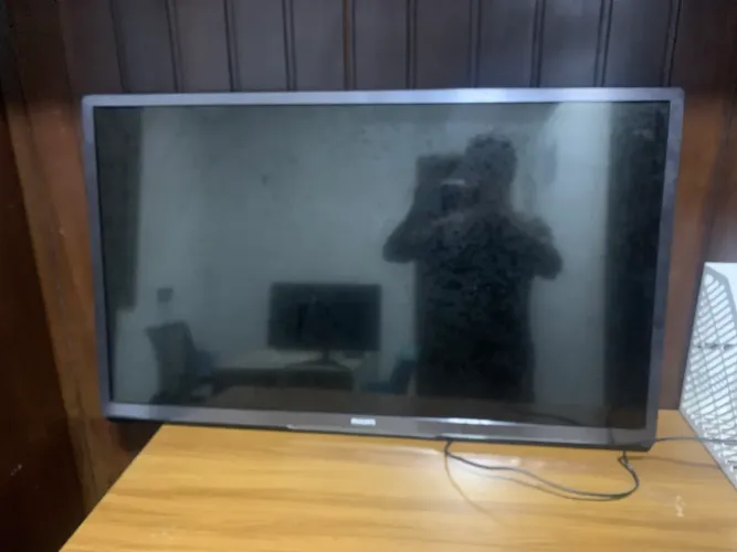 Smart Tv Philips 43? + Suporte Articulado + Suporte Fixo
