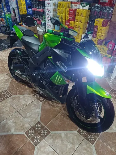 Vendo moto Z1000 