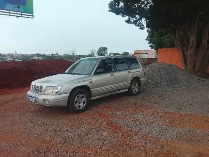Subaru Forester 2.0/2.0 S 4X4 Aut. 2000