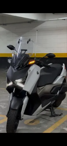 Xmax 2025 impecável 