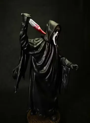 Ghostface Pânico com Base Decorativa