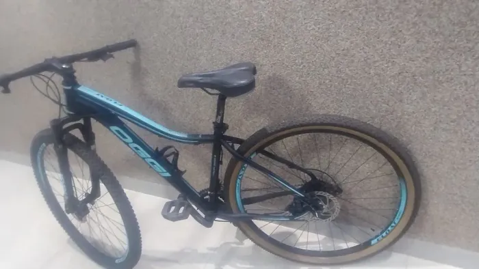 Vendo bike Oggi feminina tamanho do quadro m freios a disco 21 marchas