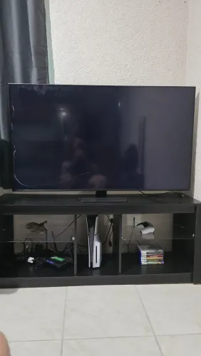 TV Samsung 55QN85D retirada de peças