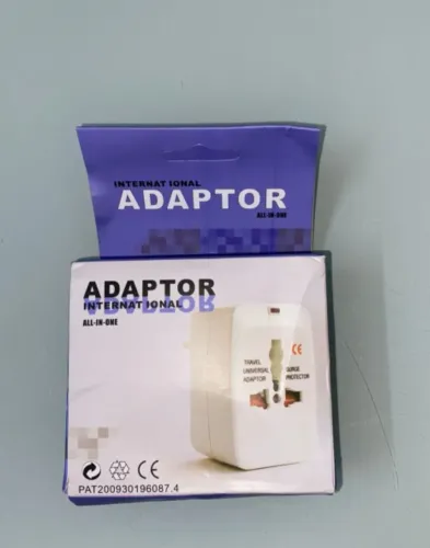 Adaptador de tomada universal All In One