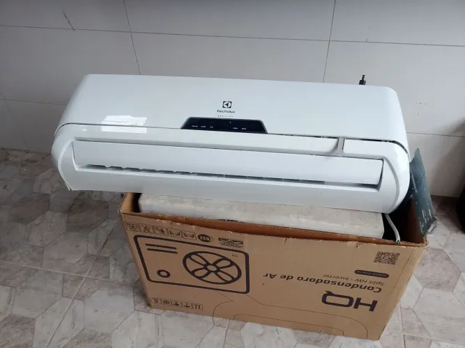 AE condicionado 9000 btus