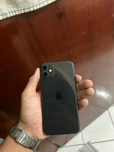 iPhone 11 USADO