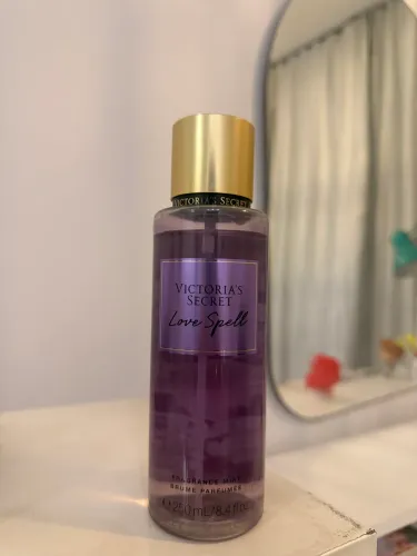 Body Splash Victoria Secrets Love Spell