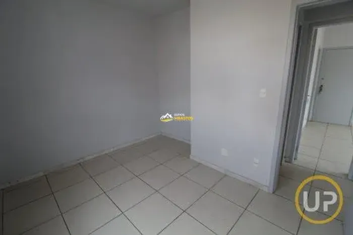 Apartamento 2qts 1 vga Caiçara - BH MG R$ 305.000,00 REF: 2823