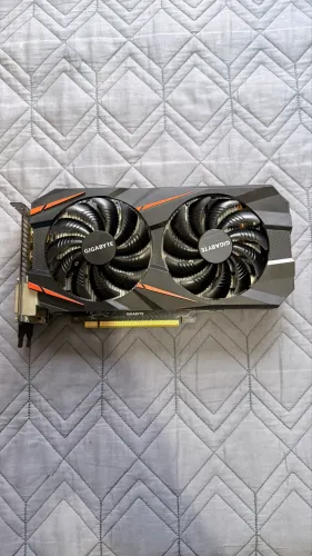 Placa de vídeo GTX 1060 6gb Gigabyte