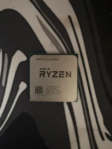 Ryzen 5 1600X POUQUÍSSIMO USADO