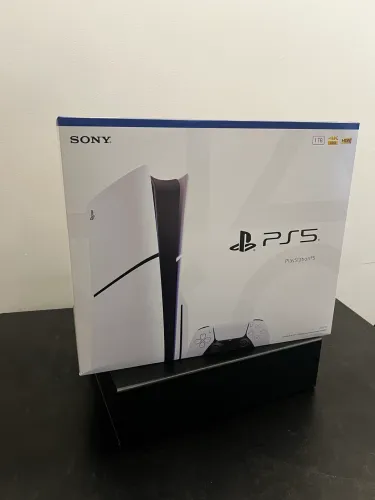 Vídeo game PS5 na caixa
