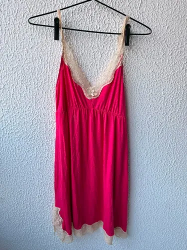 Camisola Loungerie intimates, com renda, viscose 
